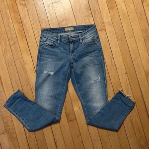 Low rise light wash Guess jeans
